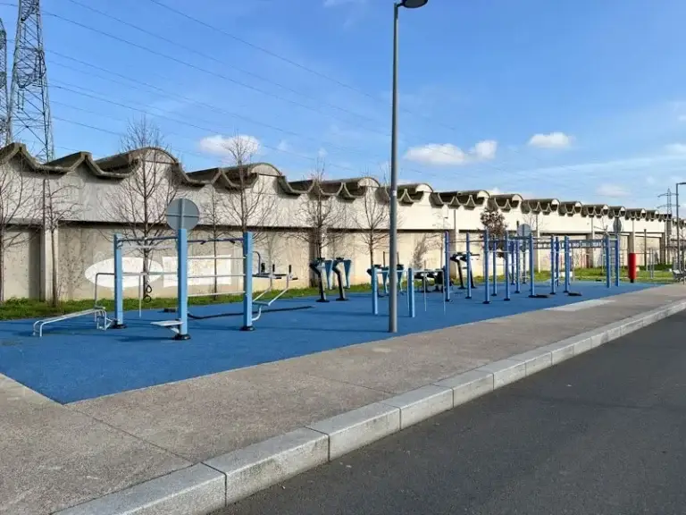 Contact projet fitness extérieur pour aire de fitness à Colombes